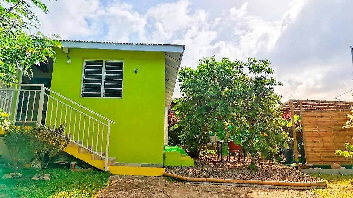 Ti Ben - Jacuzzi Privatif Jardin Tropical - Le Robert 0*,  Martinica